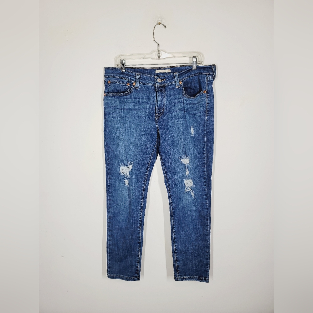 Levi's BOYFRIEND Distressed Blue Jeans, Size 31